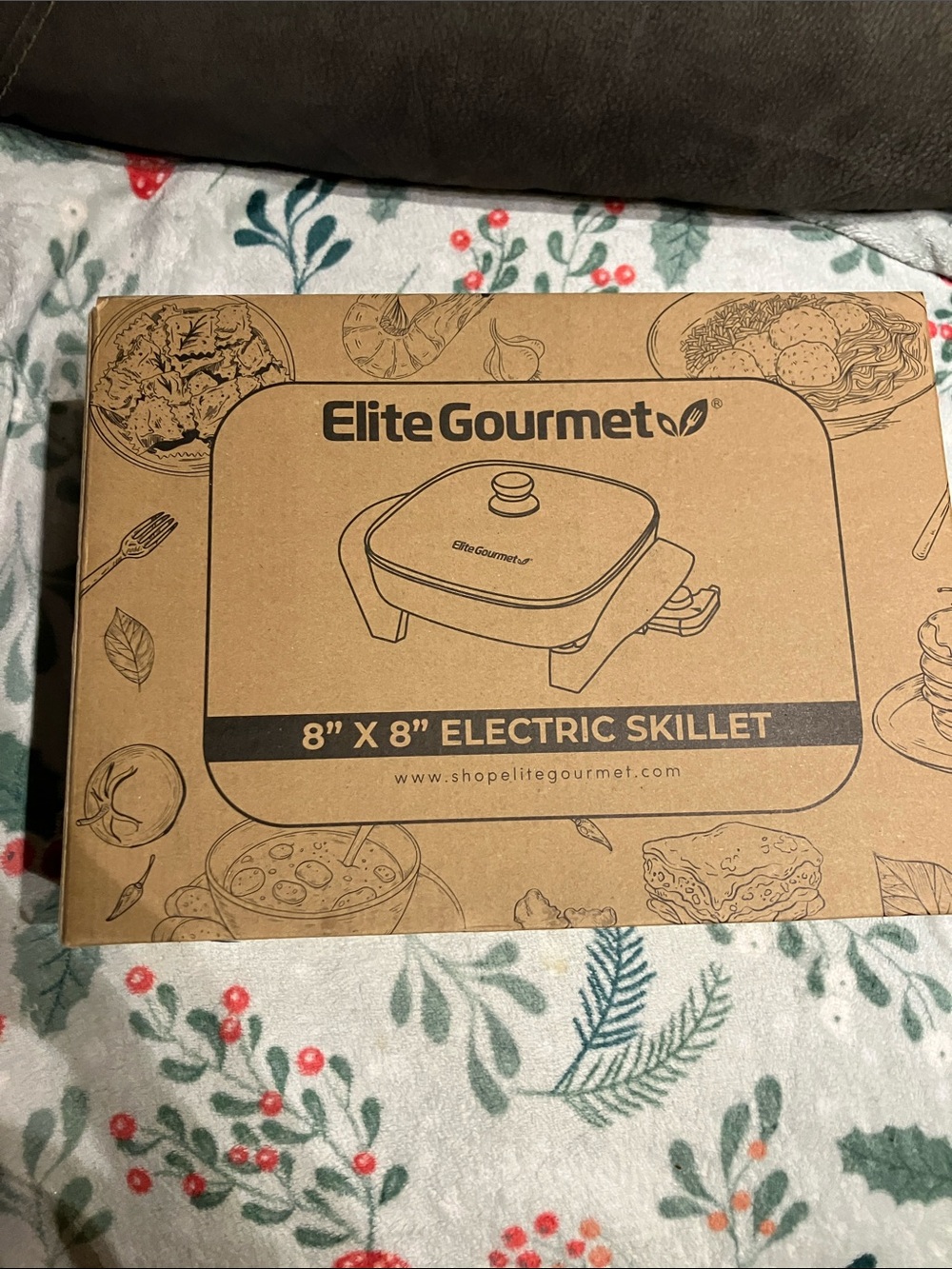 Elite Gourmet 8" x 8" Electric Skillet - Kraft Box